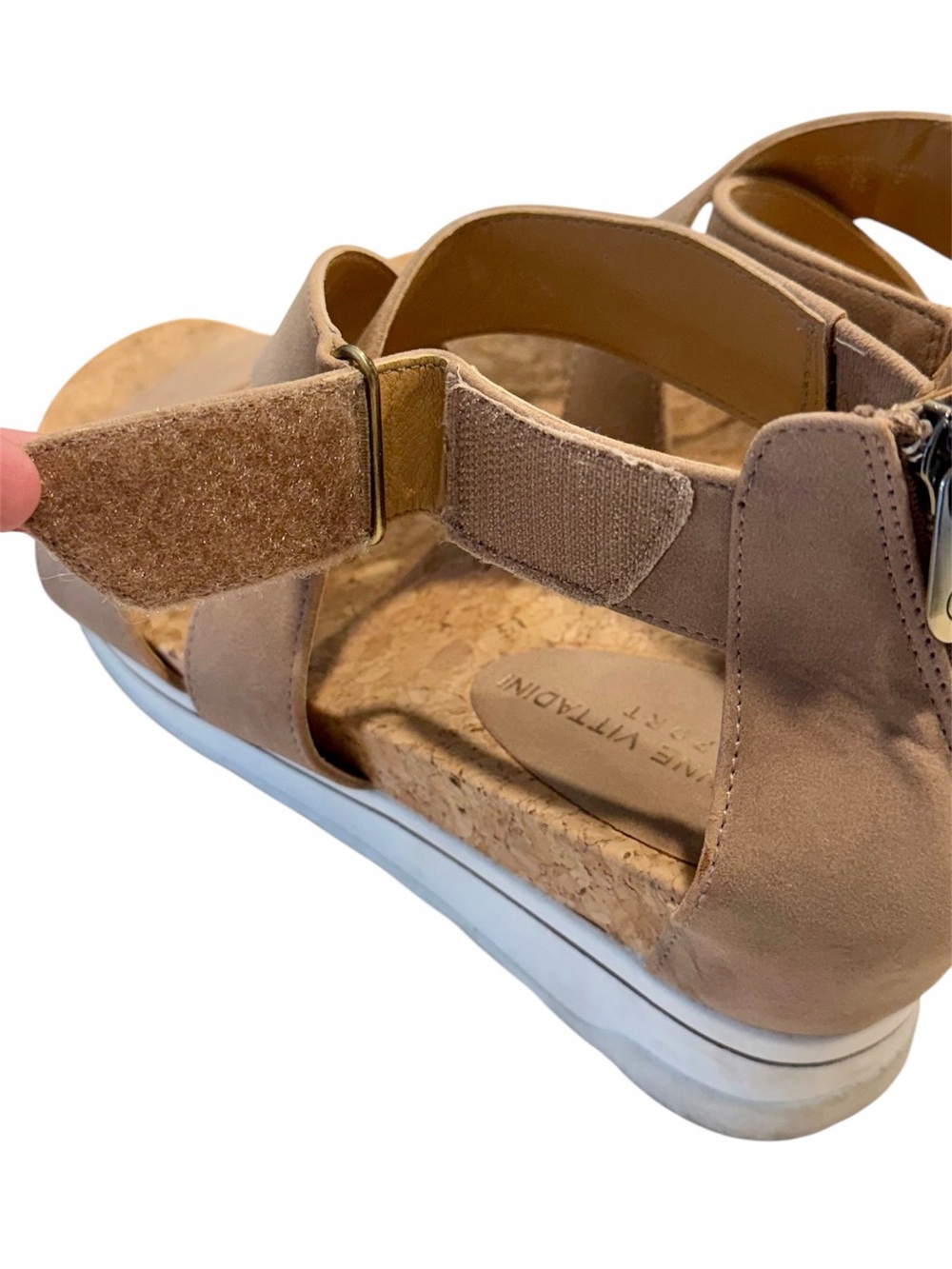 Adrienne Vittadini Taupe Crisscross Cork Wedge Sandals - Size: 7 - Picture 6 of 9